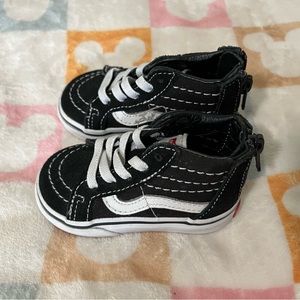 Black Vans Toddler Sk8-Hi Zip Shoe NWOT